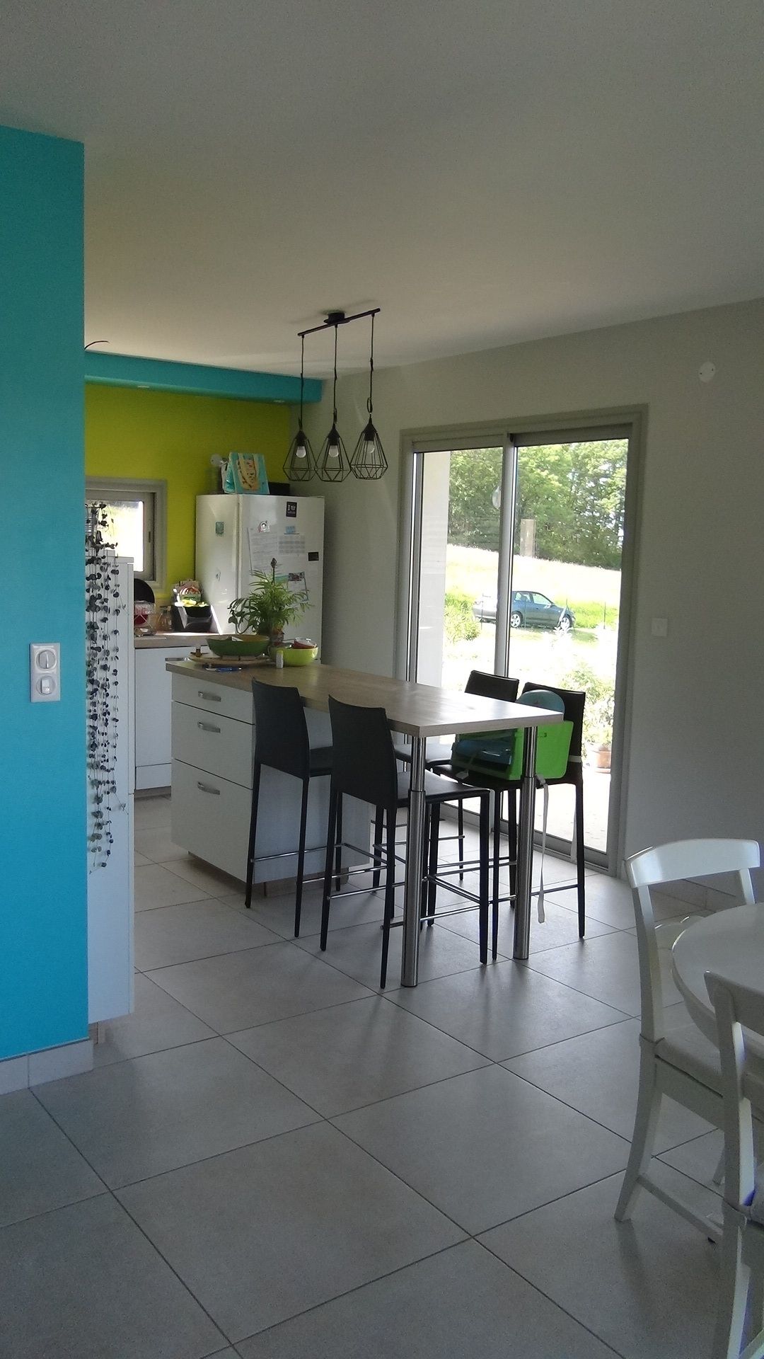 Intérieur maison neuve - cuisine