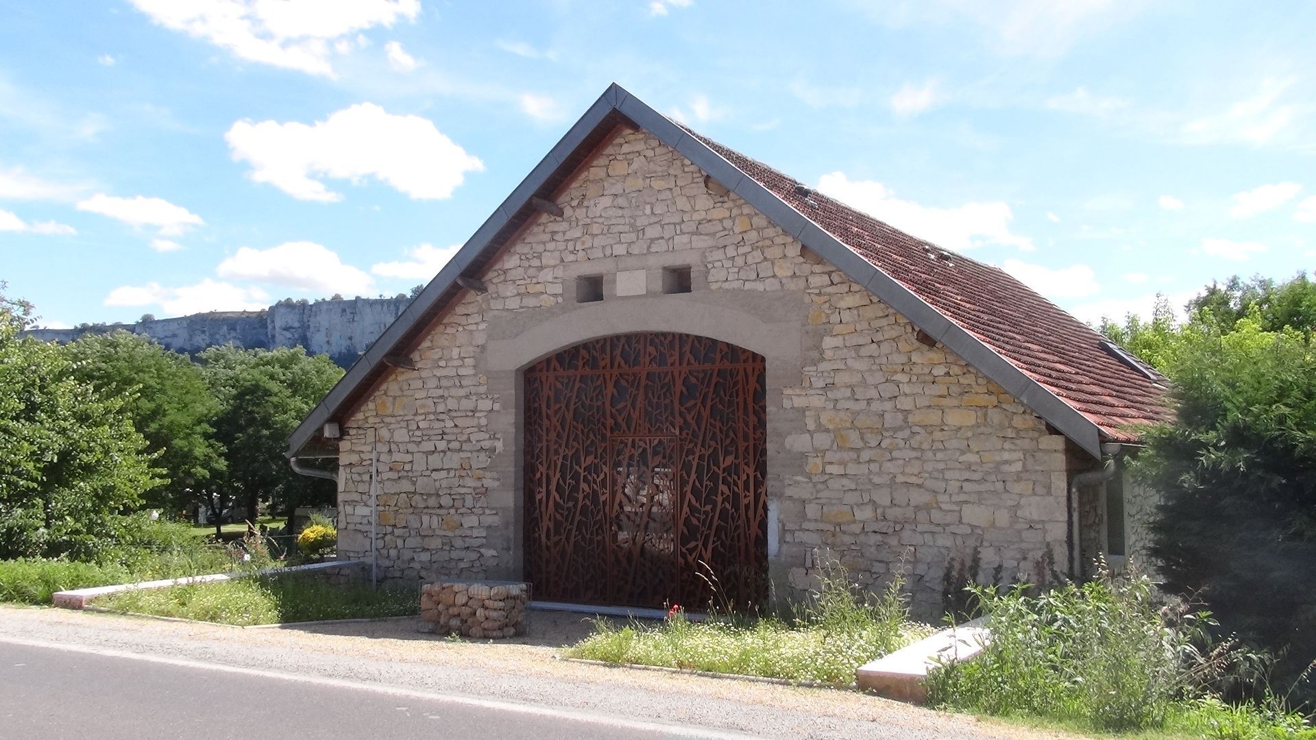 Porte d'entrée en fer et design
