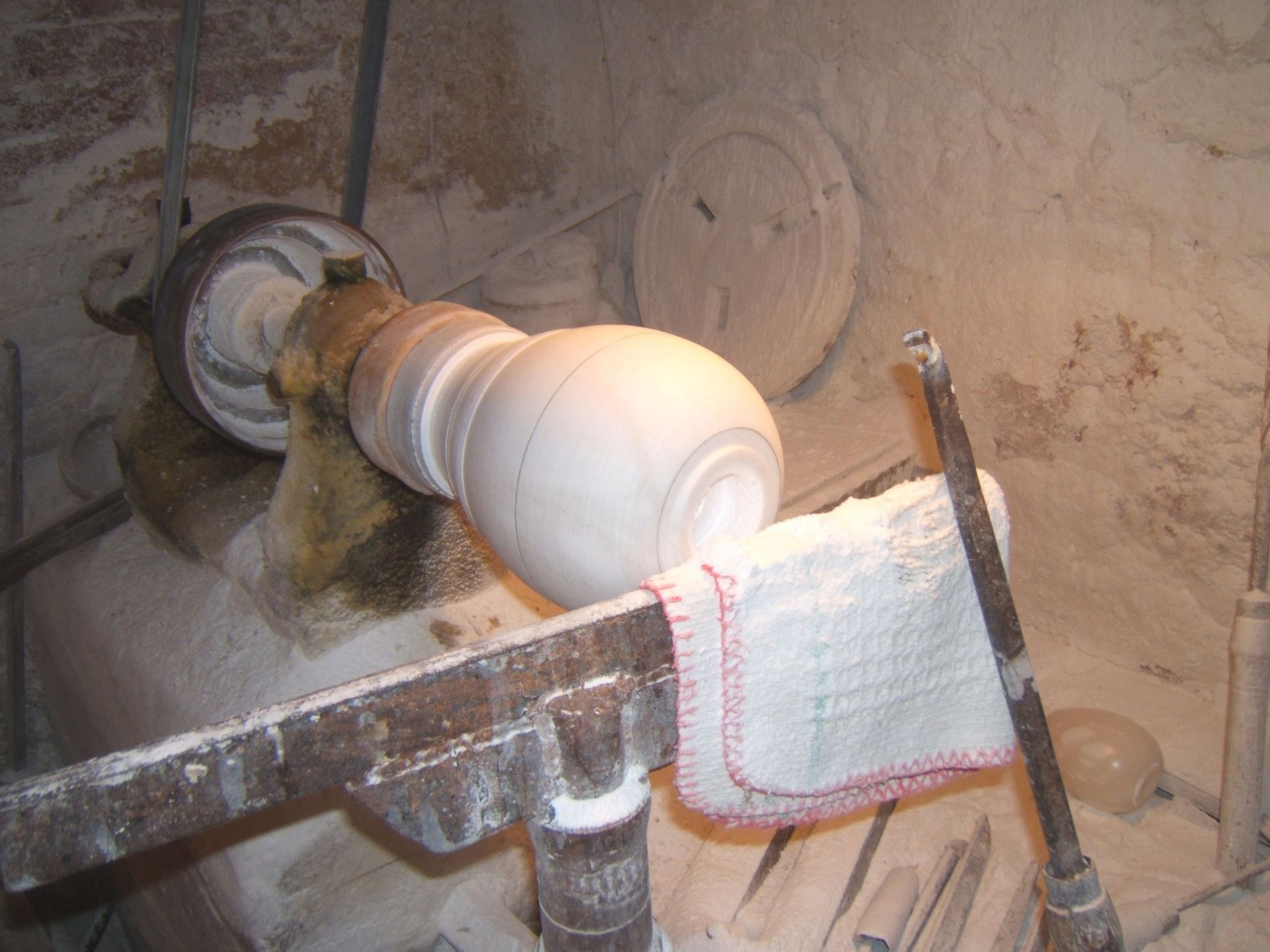 Urns Switzerland US America UK worldwide