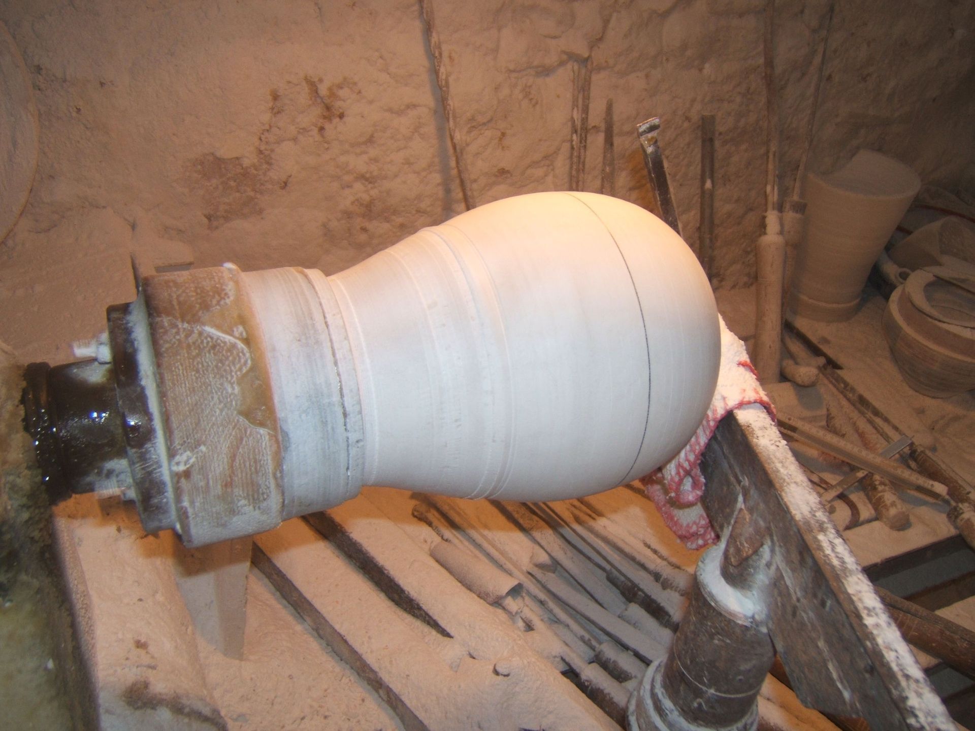 Urns Switzerland US America UK worldwide