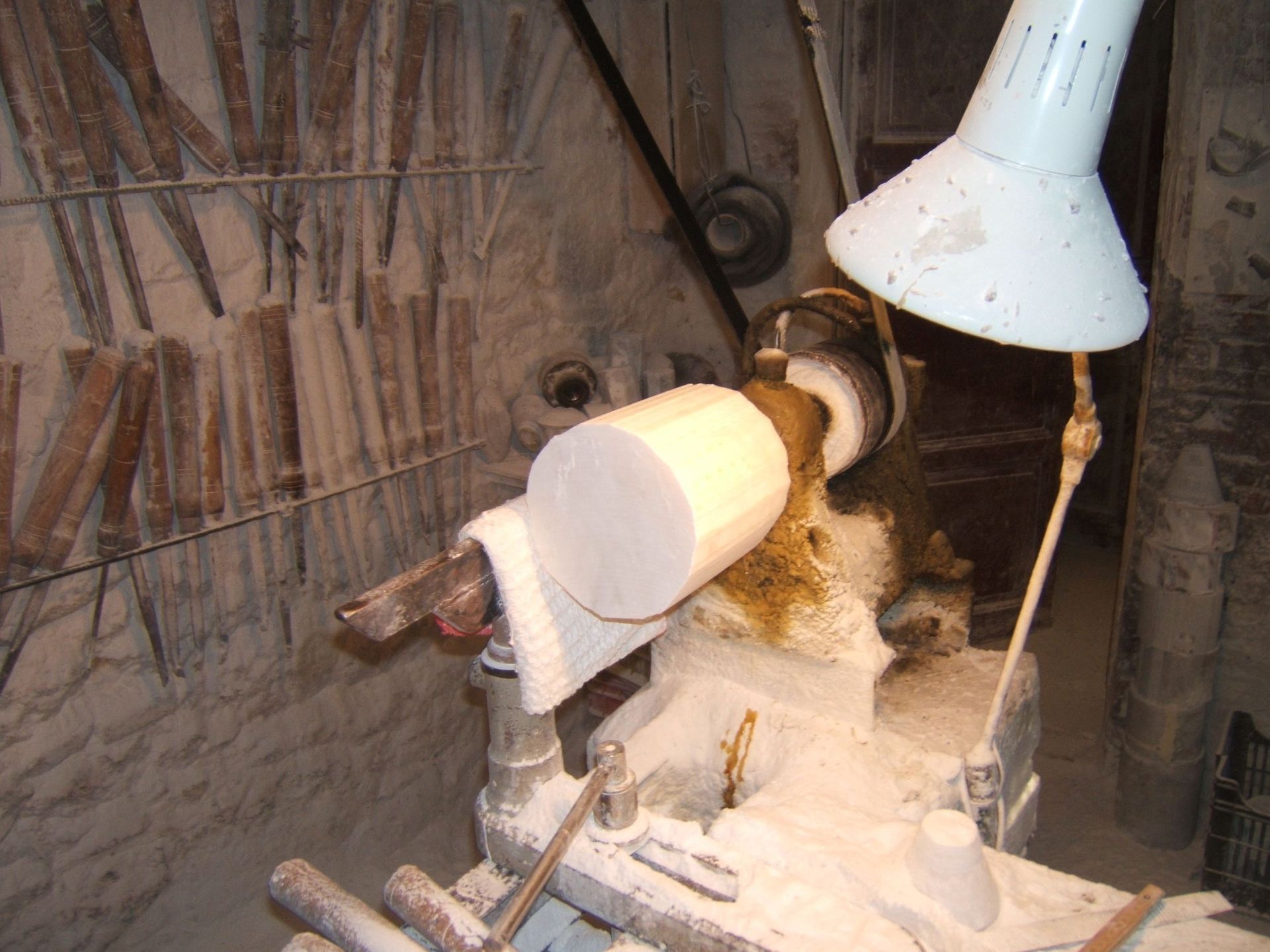 Cat Falcon Dog Bird Pet Urn