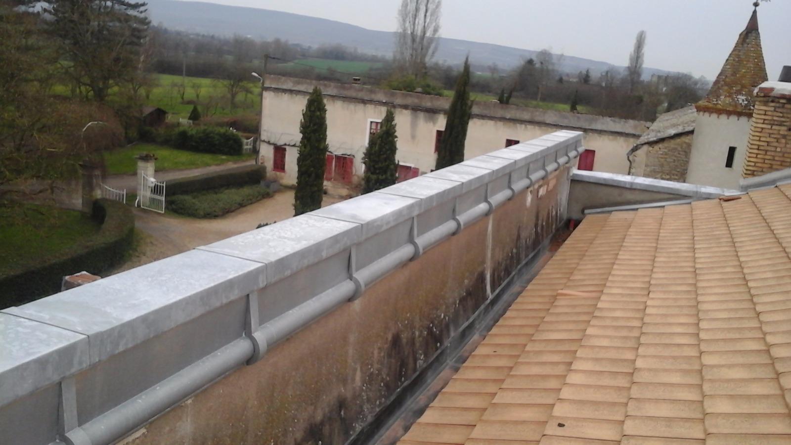 Habillage en zing des mur à Boyer après