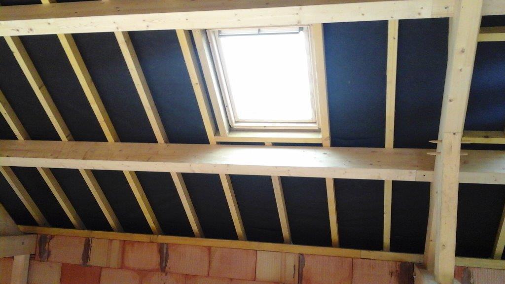 Création de fenêtre de toit Velux Chatenoy le Royal