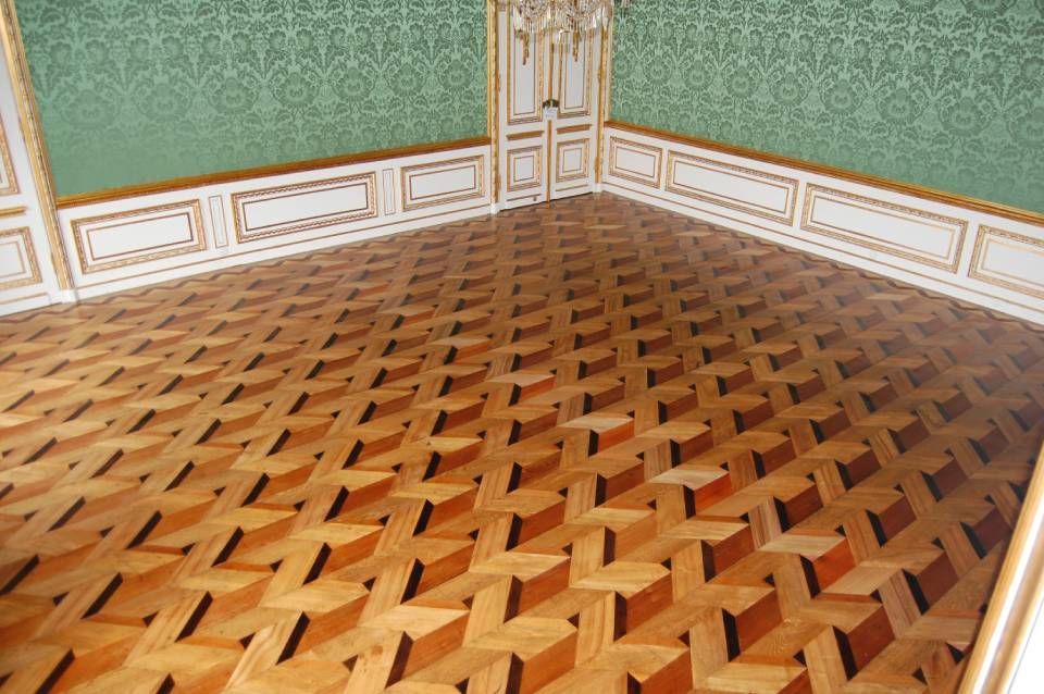 Restaurierter Fußboden im Herzoglichen Wohnzimmer von Schloss Ludwigslust / Staatliche Schlössern, Gärten und Kunstsammlungen Mecklenburg-Vorpommern / Foto: Ralph Broschke, 2015