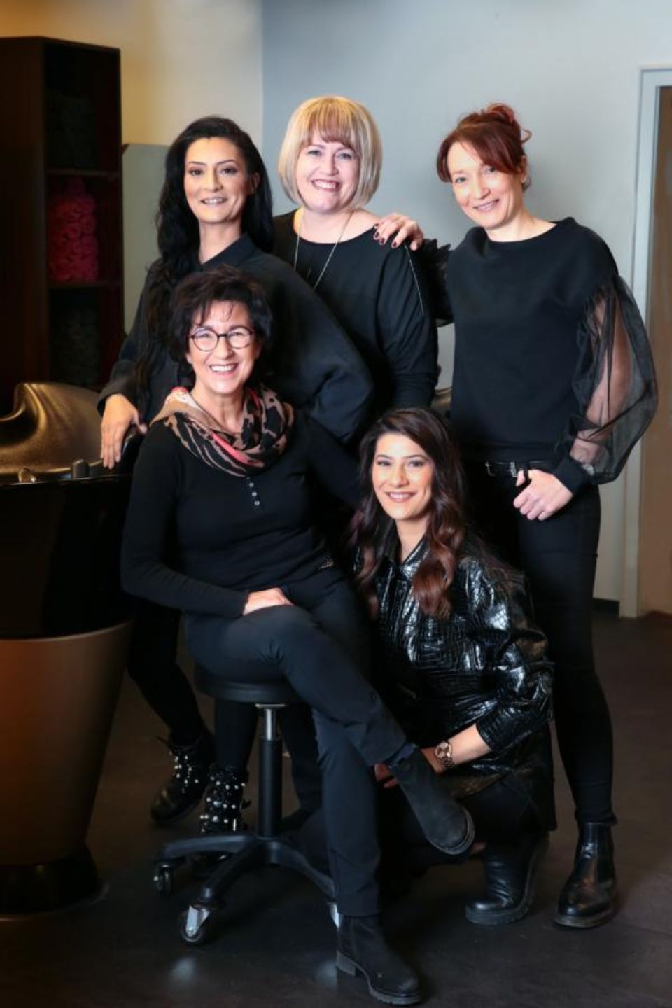 Teambild Friseure Vertikal