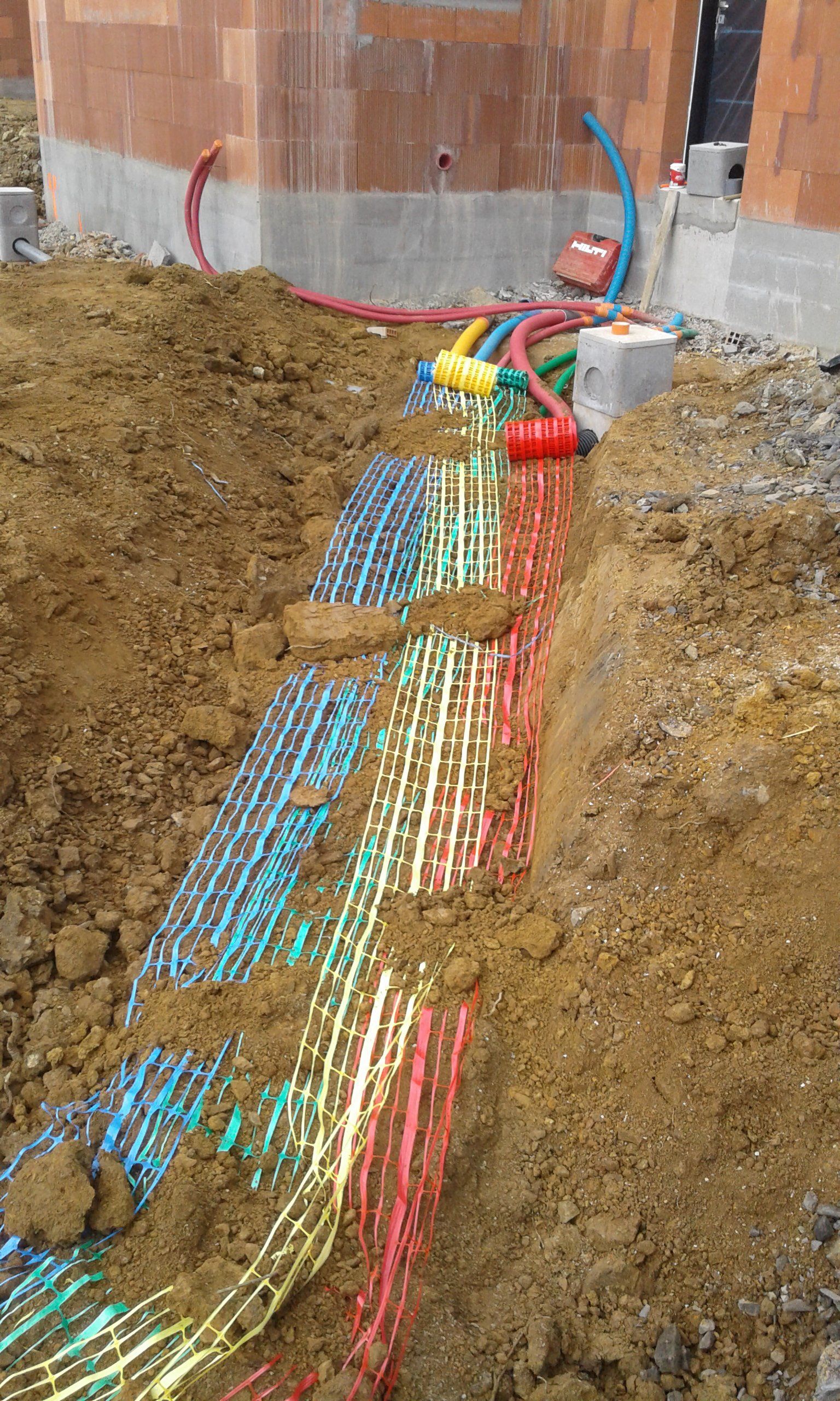 Installation de canalisations et réseaux souterrains