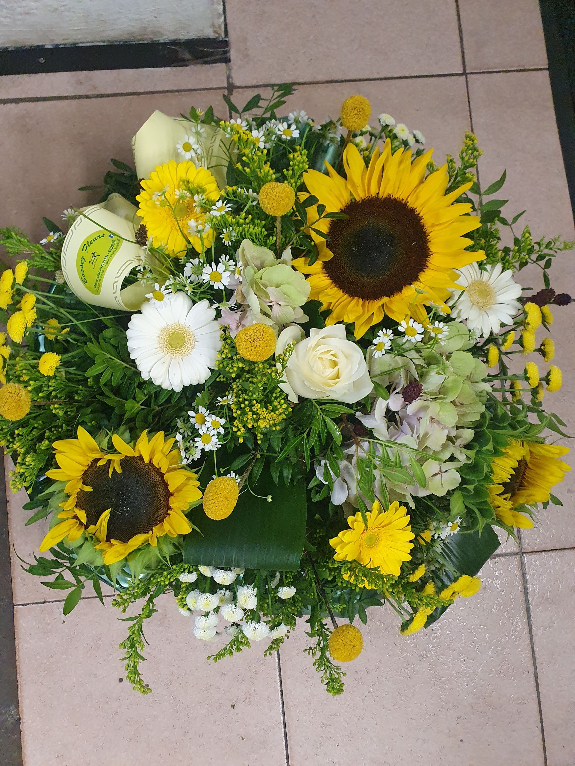 Bouquet avec des tournesols