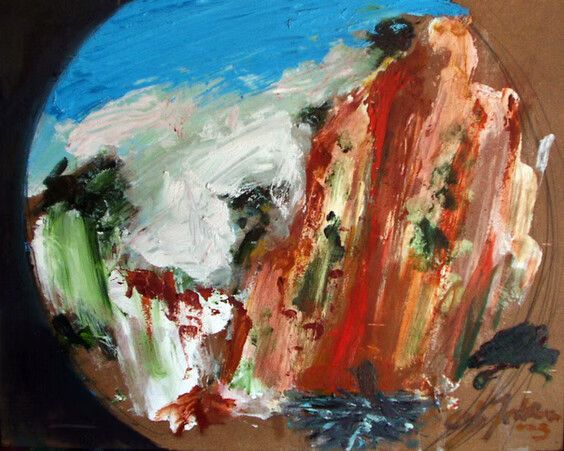 Pintura abstracta de acantilados rocosos en rojo, blanco y verde bajo un cielo azul.