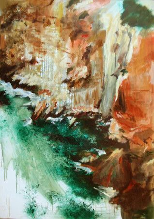 Pintura abstracta con pinceladas verdes, blancas, naranjas y marrones y una composición texturizada y terrosa.