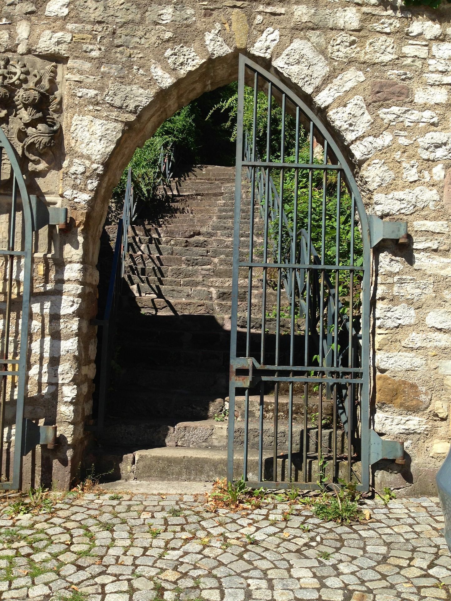 Porte en métal ferronnerie Carcassonne