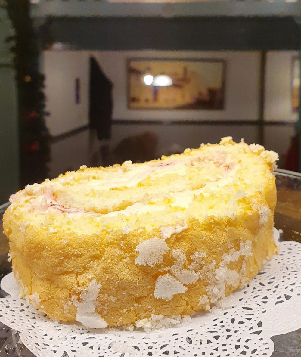 Tampereen paras gluteeniton ja laktoositon kääretorttu | Kahvila Aniitta