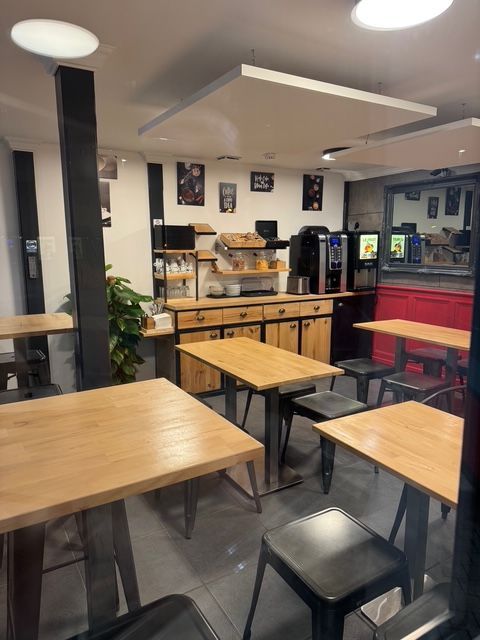 Buffet petit-déjeuner chez My Hôtel Bordeaux à Artigues prés Bordeaux.