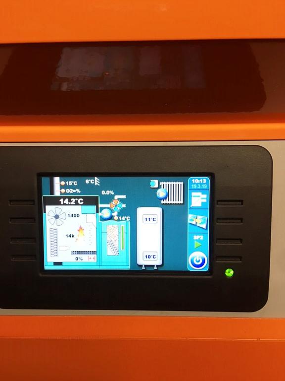 Écran tactile chaudière automatique Pellet- simple utilisation