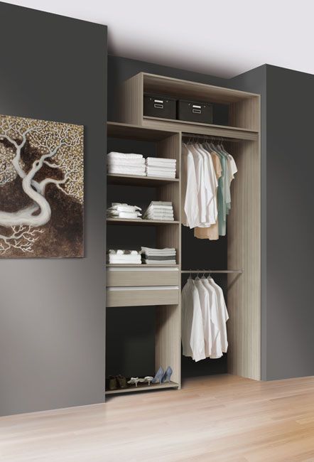 Dressing avec penderie et tiroirs