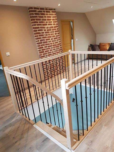 Rampe et clôture d'escalier