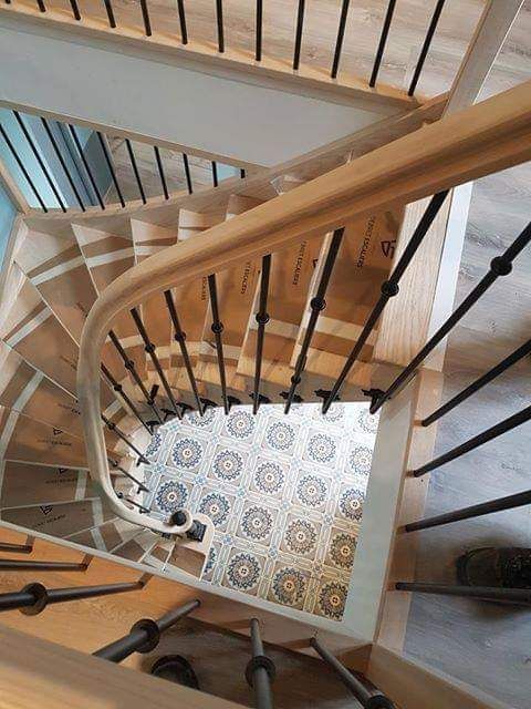 Escalier tournant vu de haut