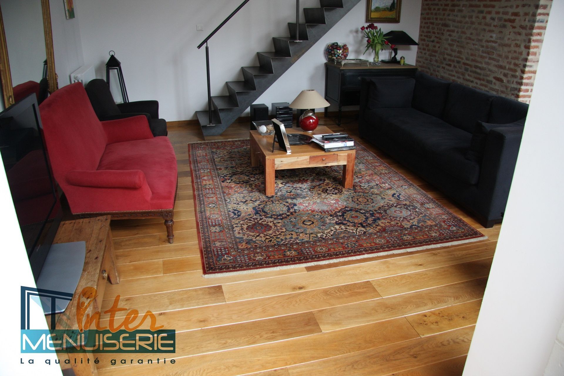 Salon en parquets stratifiés