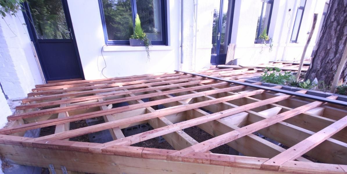 Terrasse en cours de construction