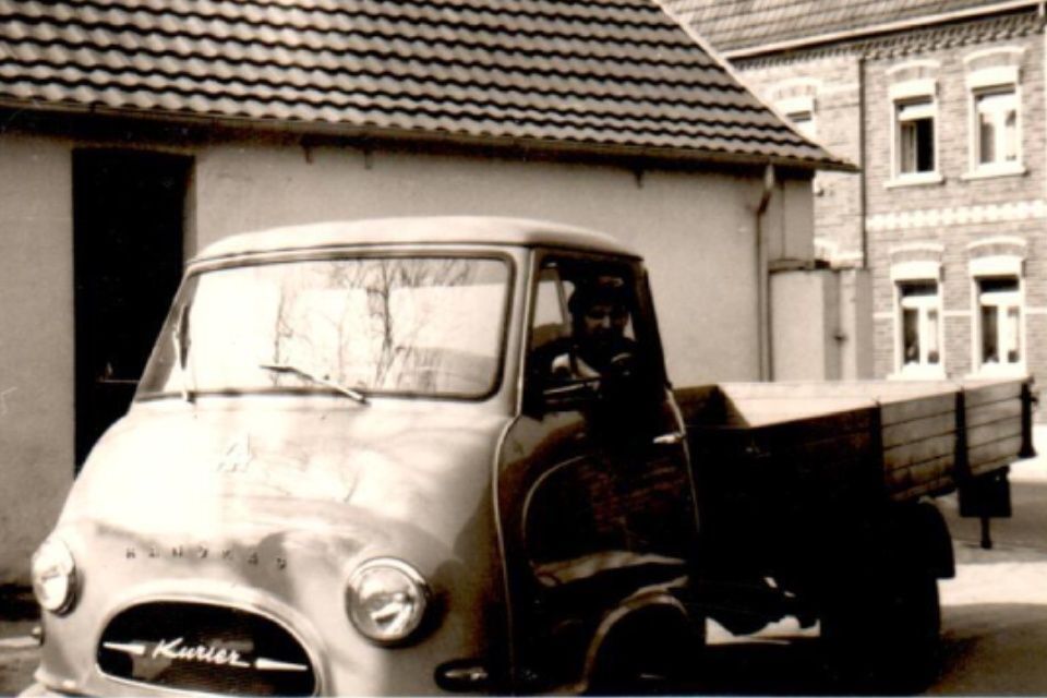 Brennstoffe Woltery Altes Bild von einem Lastwagen