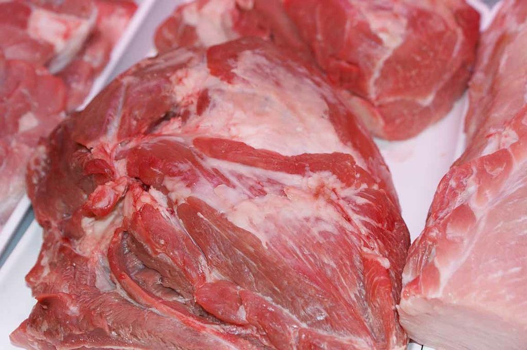 viandes crues de boucher