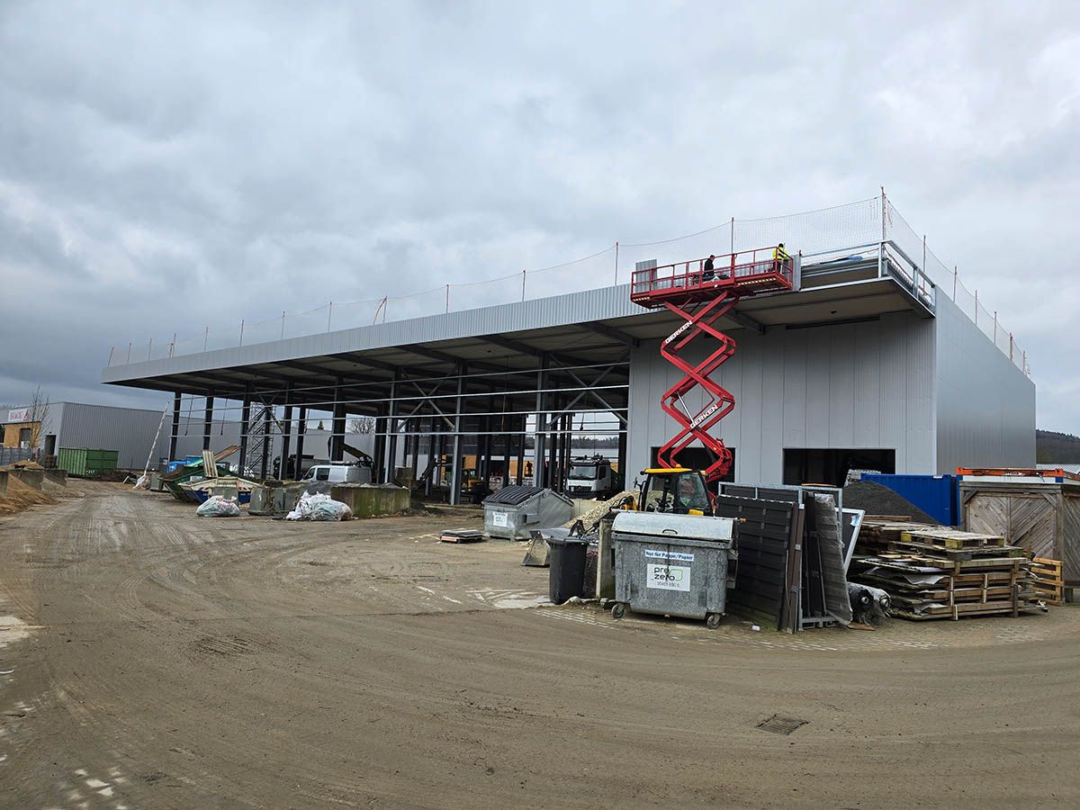 Gewerbe Baumarkt E