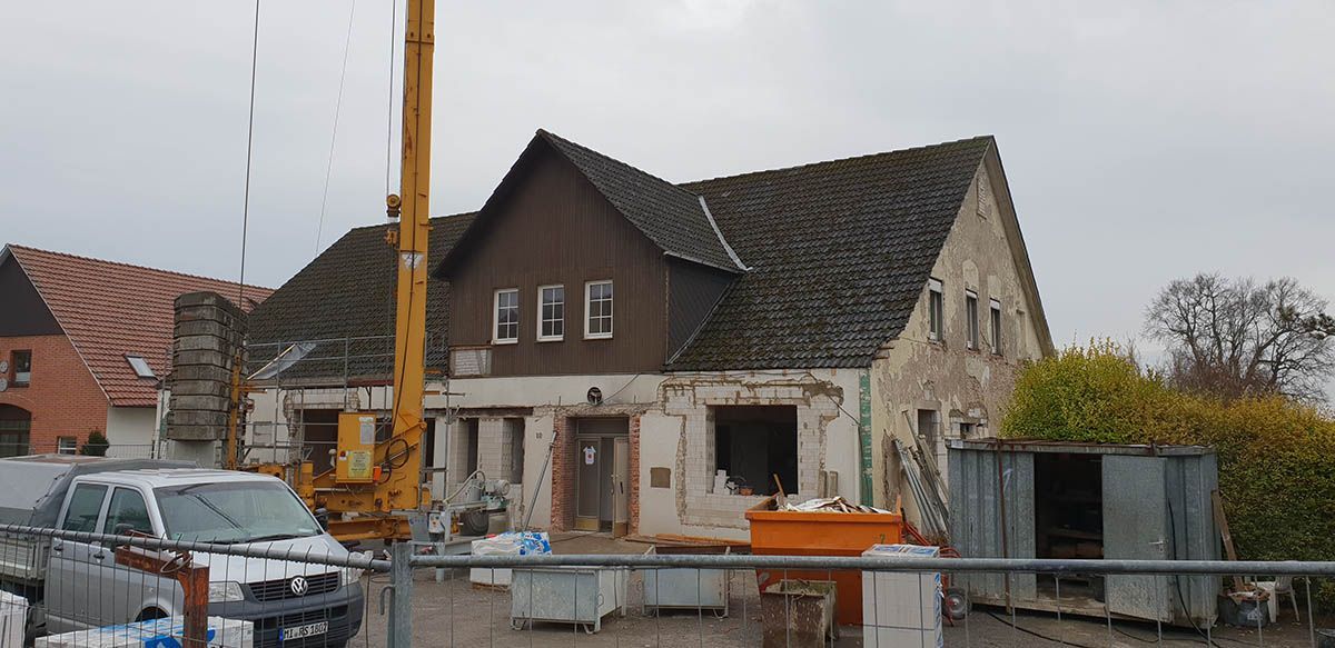 Sanierung Mehrfamilienhaus GM