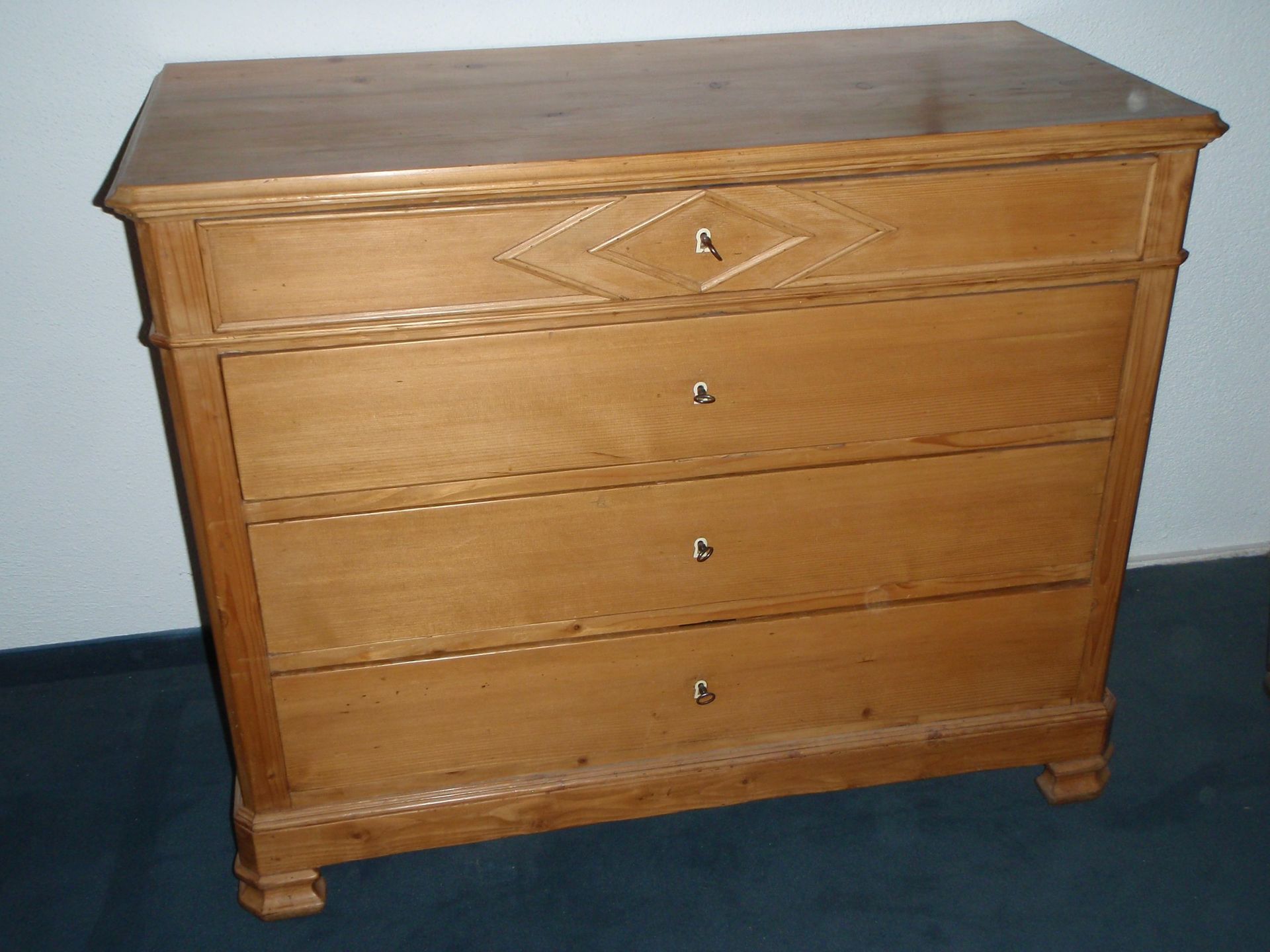 Kommode - Schreinerei Ritter