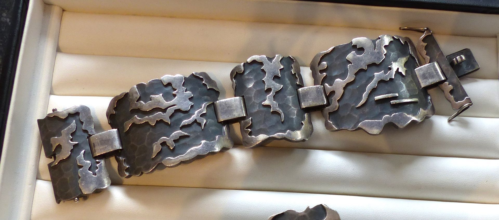 Bracelet ancien en argent Jean Després