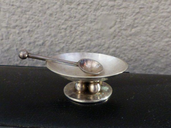 Saucier et cuillère en argent
