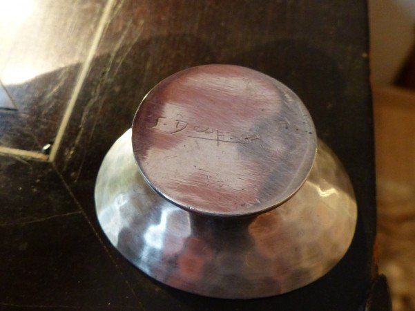 Objet ancien en argent massif