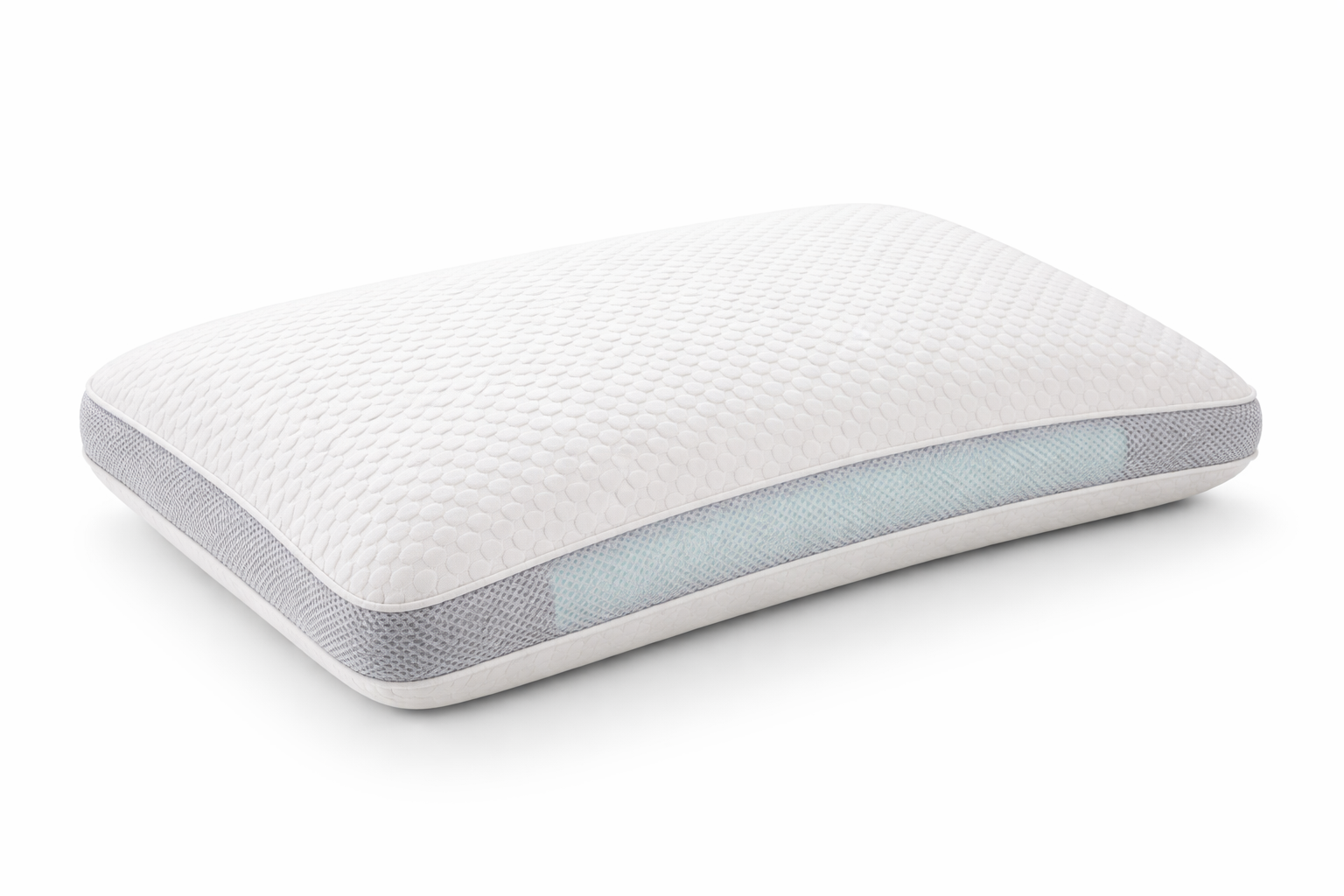 Una almohada rectangular blanca de espuma viscoelástica con un borde de malla gris y azul claro sobre un fondo blanco liso.