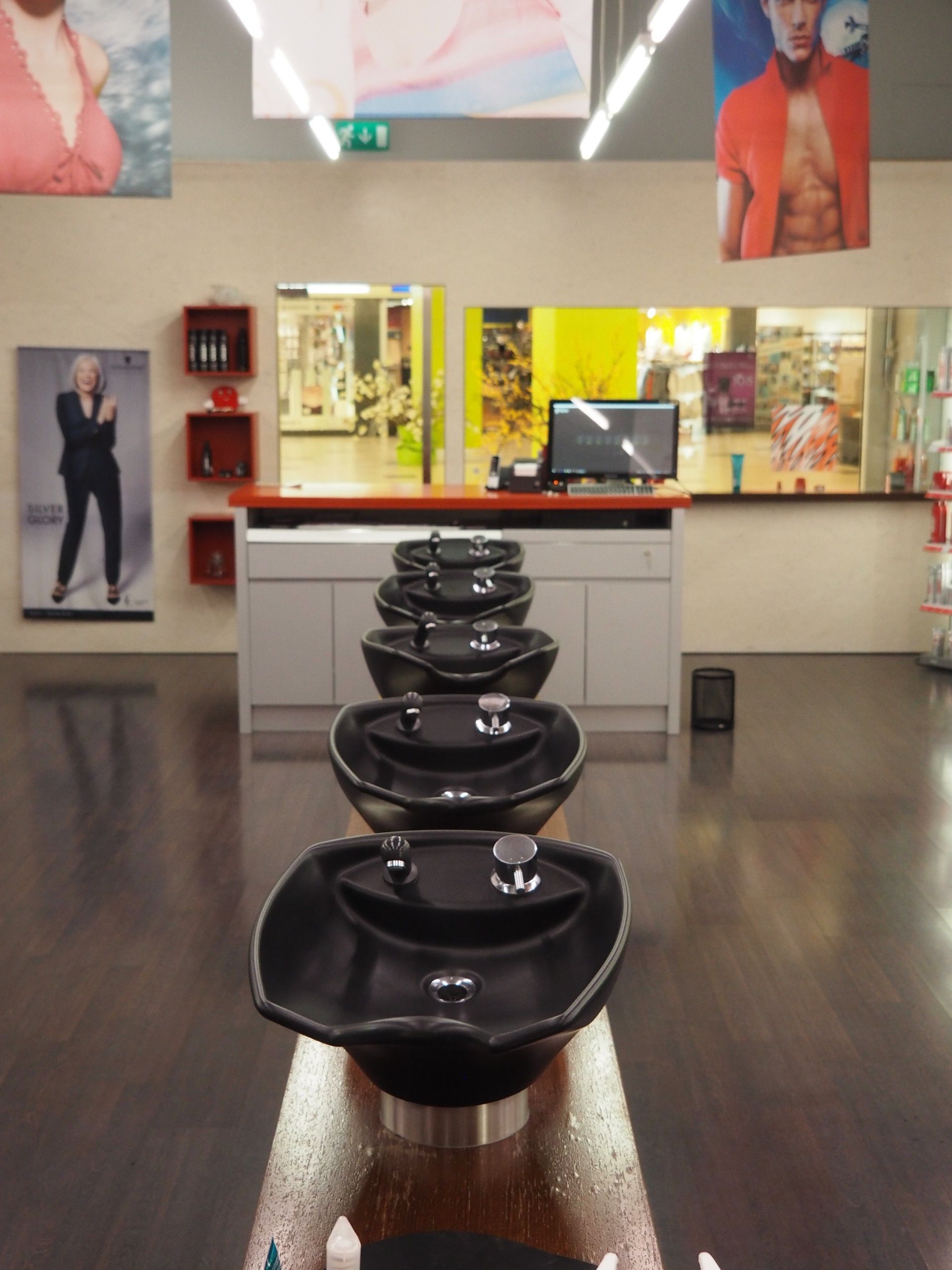 Brennwalder Hairgroup