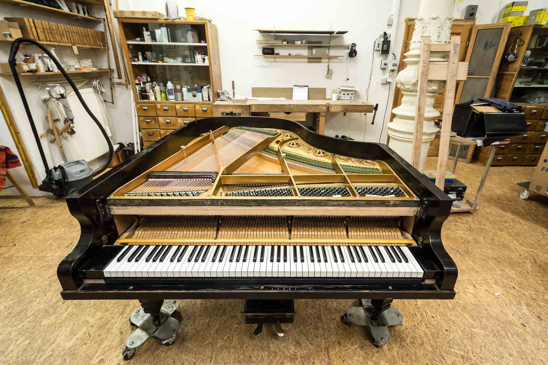 Piano van Gogh GmbH