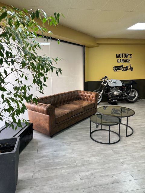 Vue avant d'une moto vintage