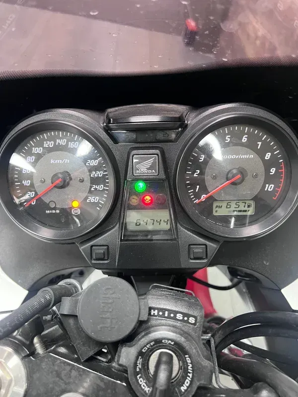 HONDA CB 1300 S vue tableau de bord