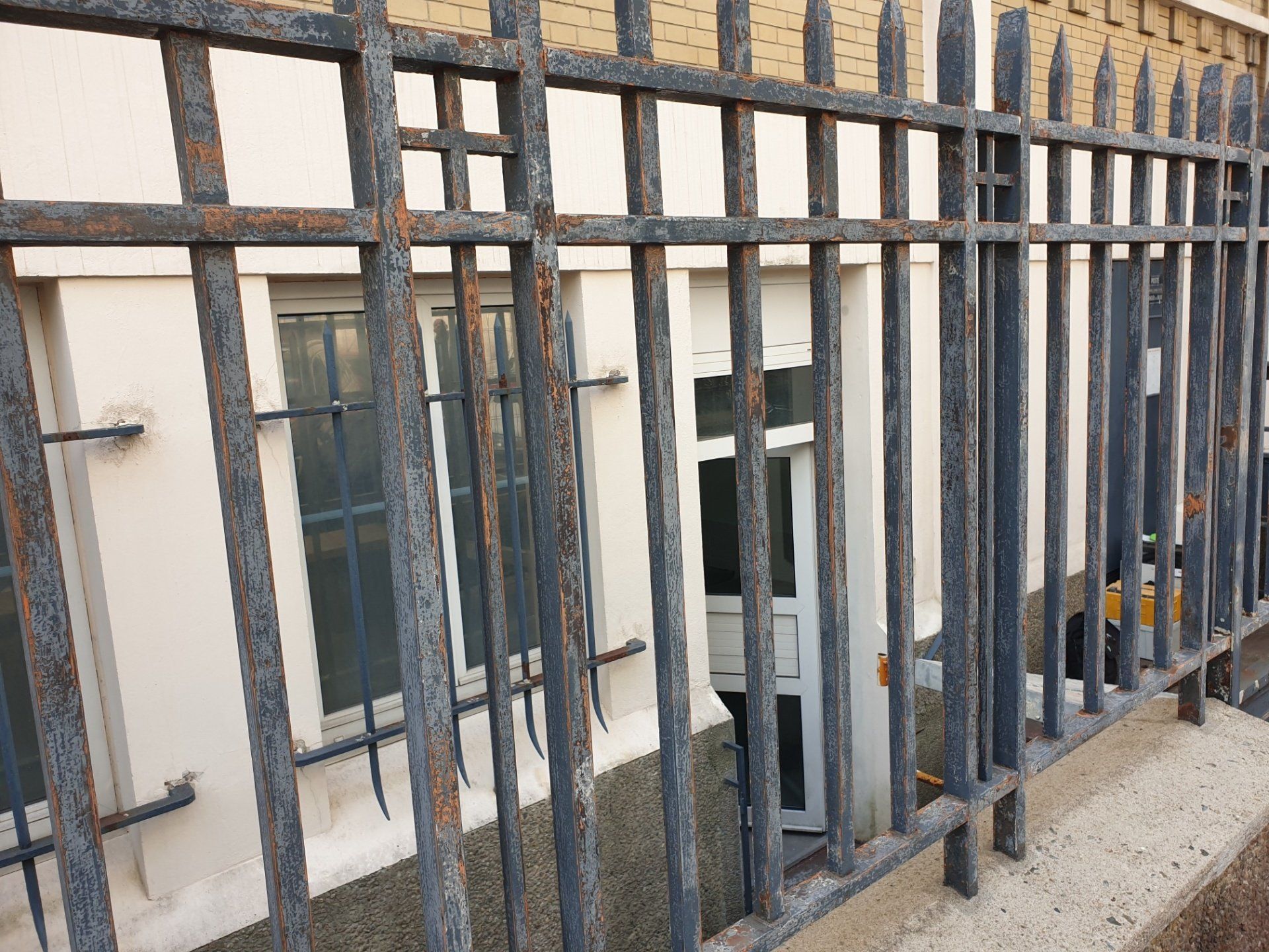 Clôture en mauvais état