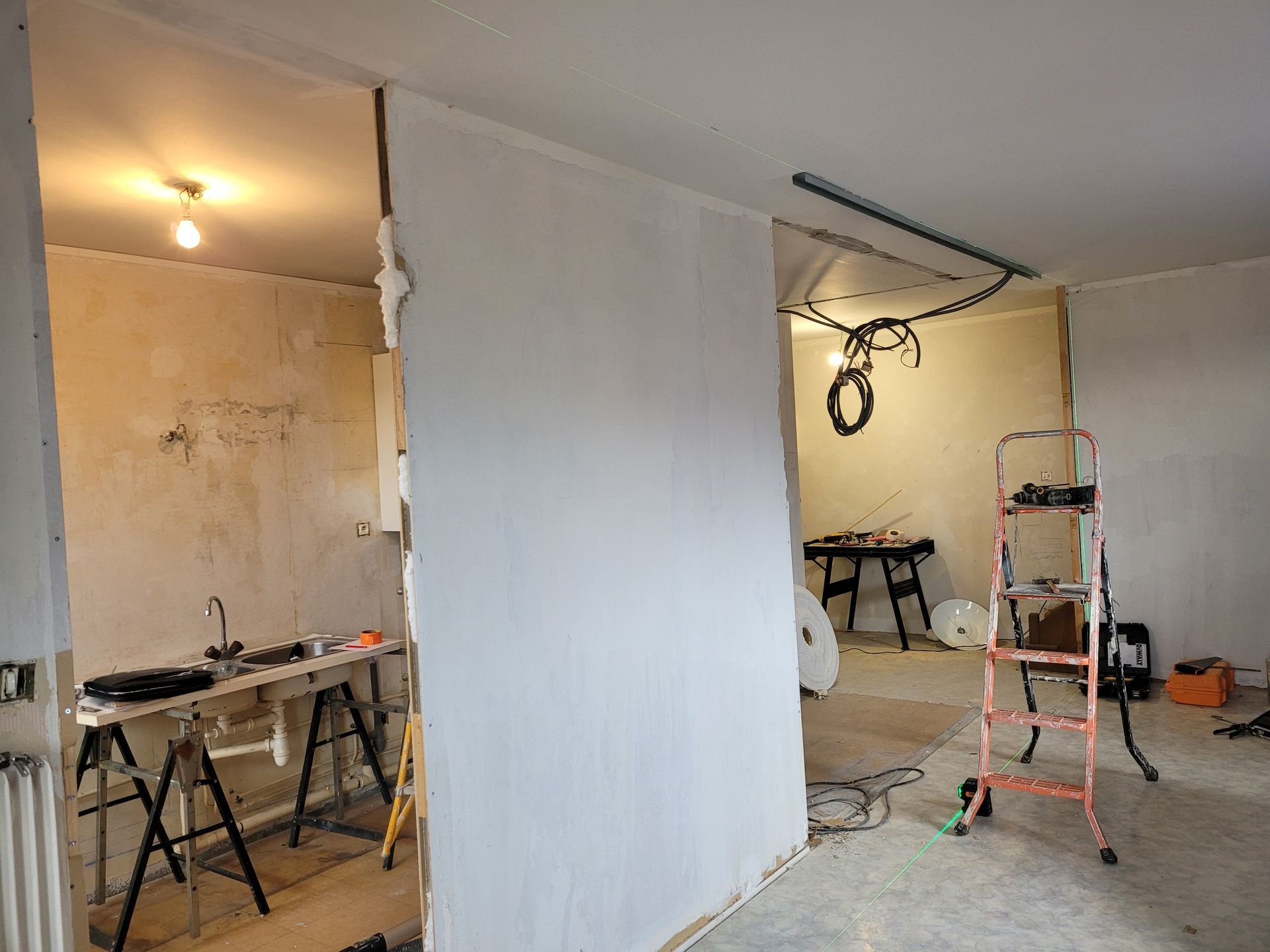 Chantier de pose de cloison