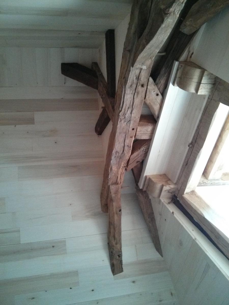 Détails lambris peuplier à Sarlat | Menuiserie Delort Agencement Dordogne