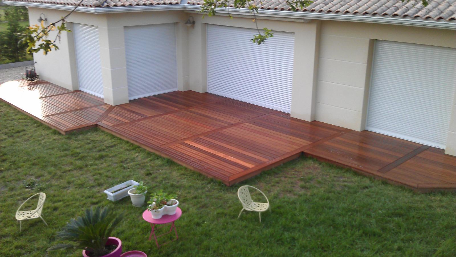 Conception d'une terrasse en mélèze | Menuiserie Delort Agencement Dordogne