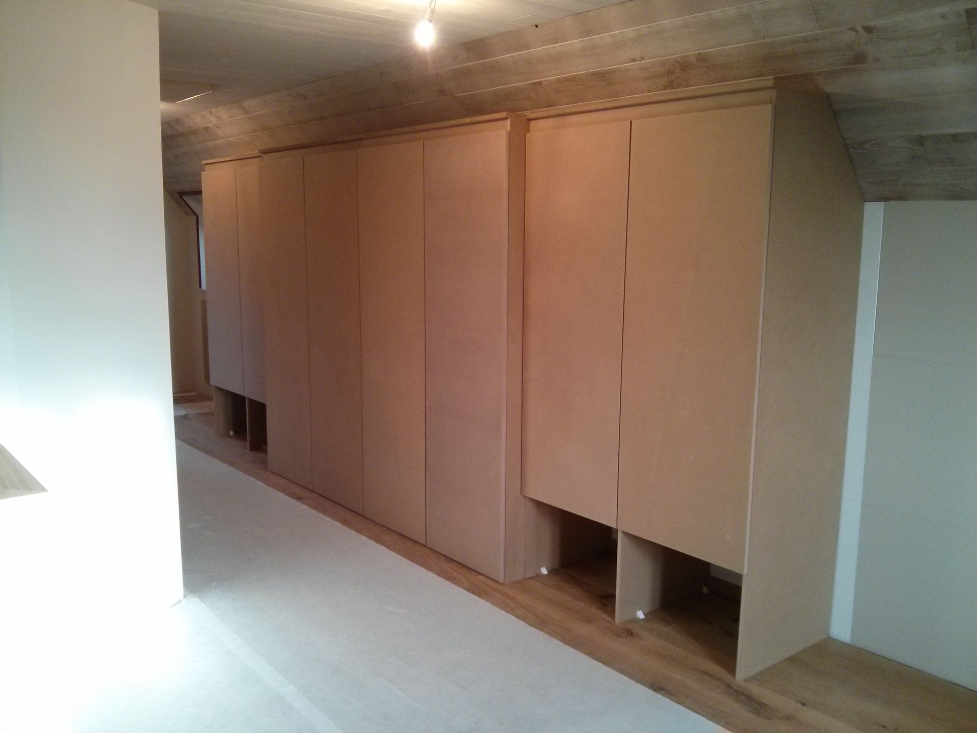 Aménagemet de combles en cours de profil | Menuiserie Delort Agencement Dordogne