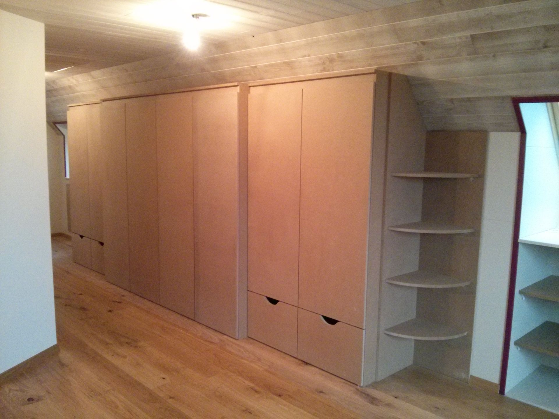 Services d'aménagement de combles résultat final | Menuiserie Delort Agencement Dordogne