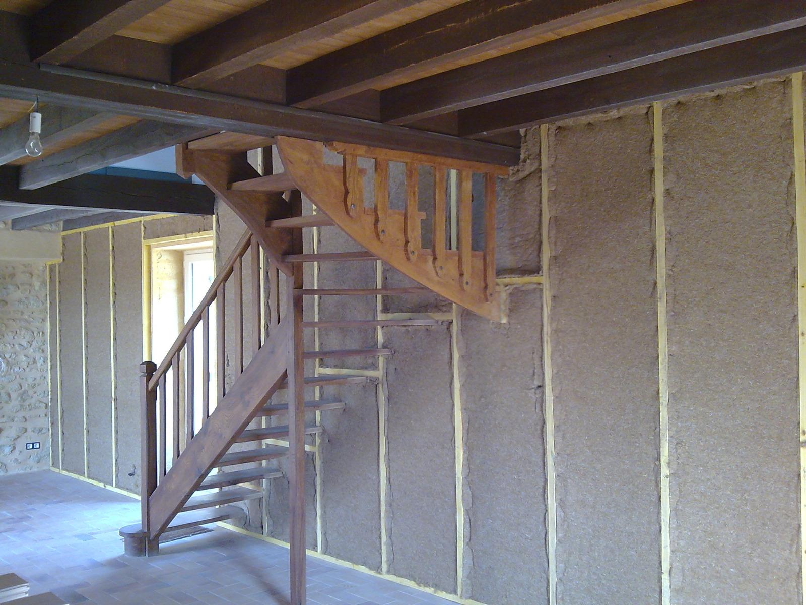 Isolation naturelle en végétale à Sarlat | Menuiserie Delort Agencement Dordogne