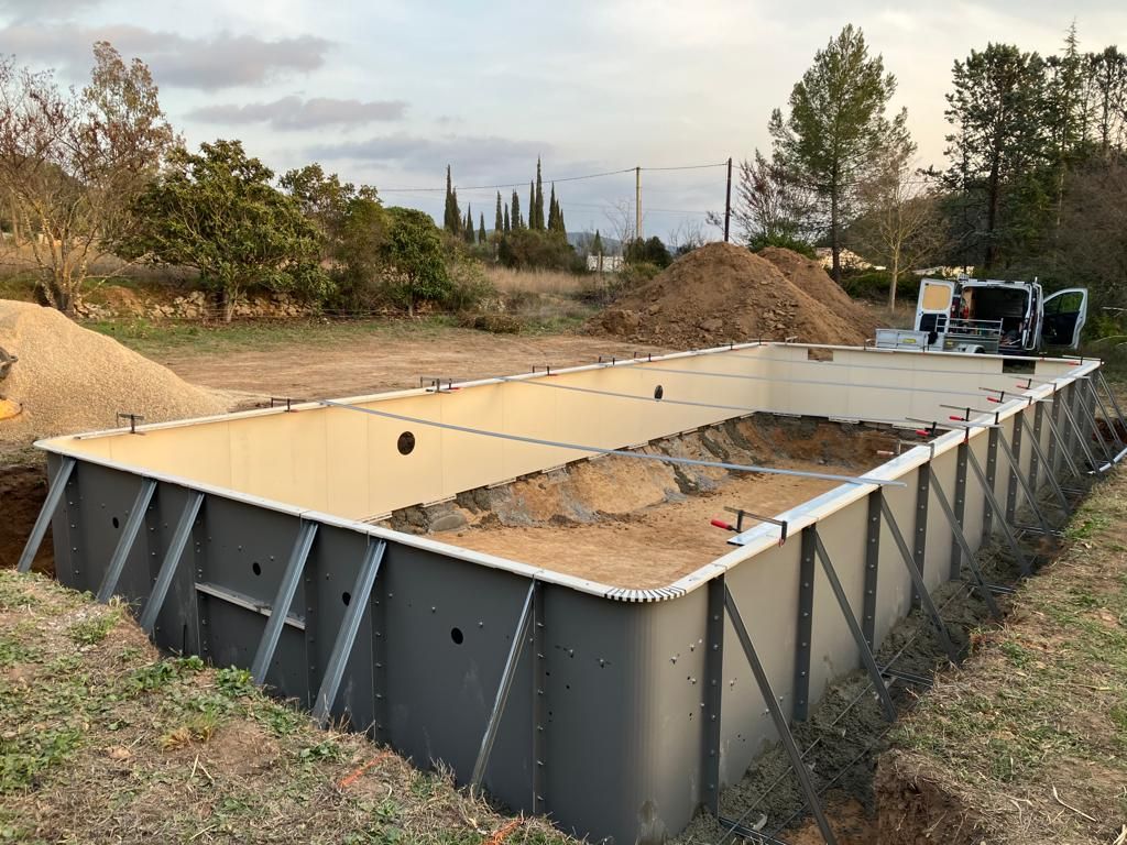 Photo de la coque d'une piscine