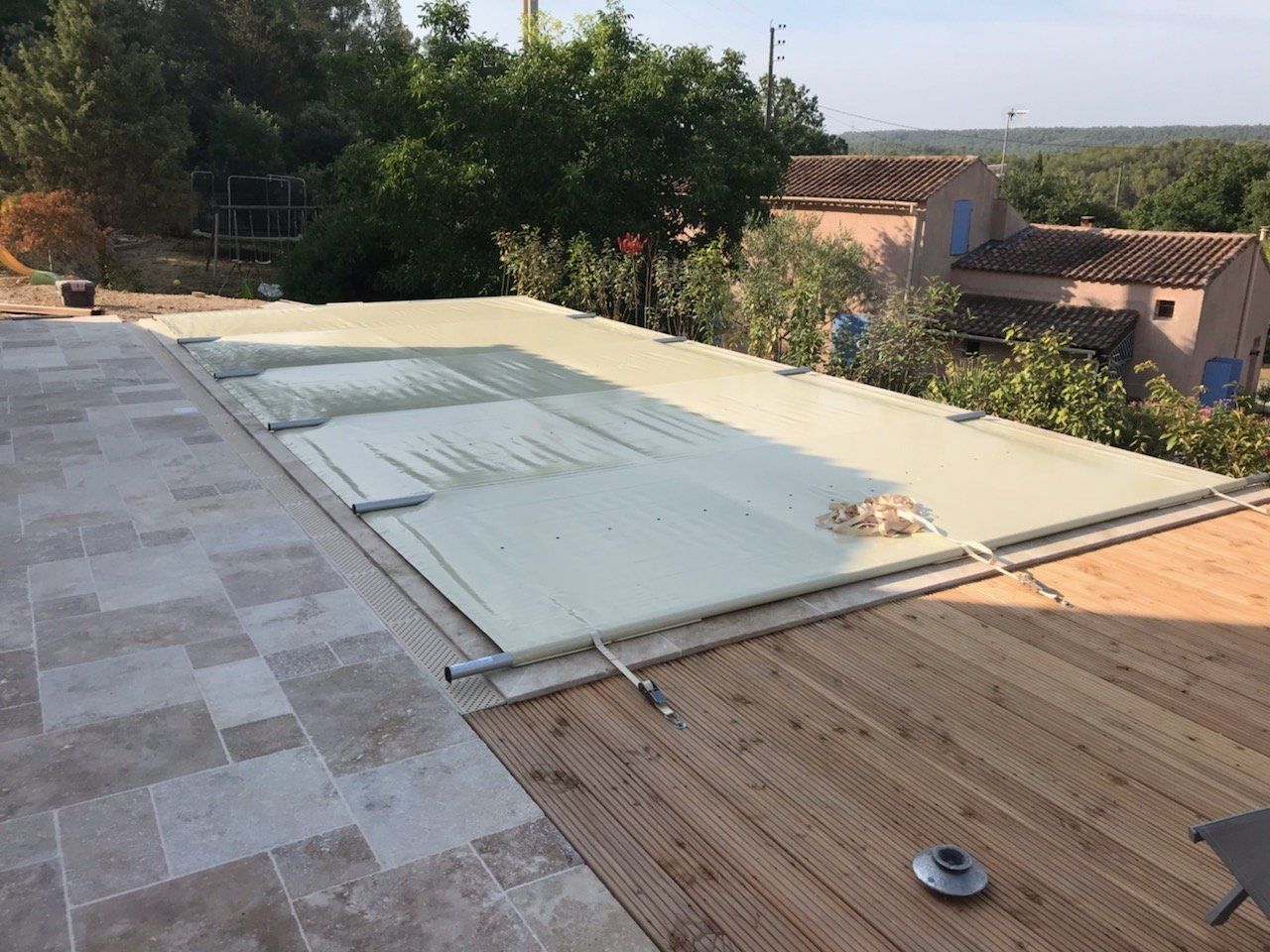 Photo d'une bâche à barre beige