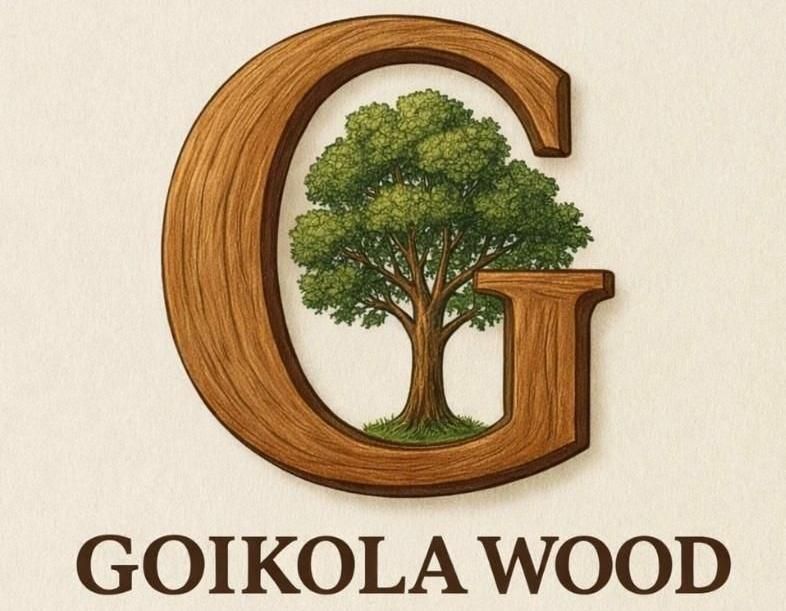 "G" de madera marrón con un árbol en el interior, "GOIKOLA WOOD" debajo.