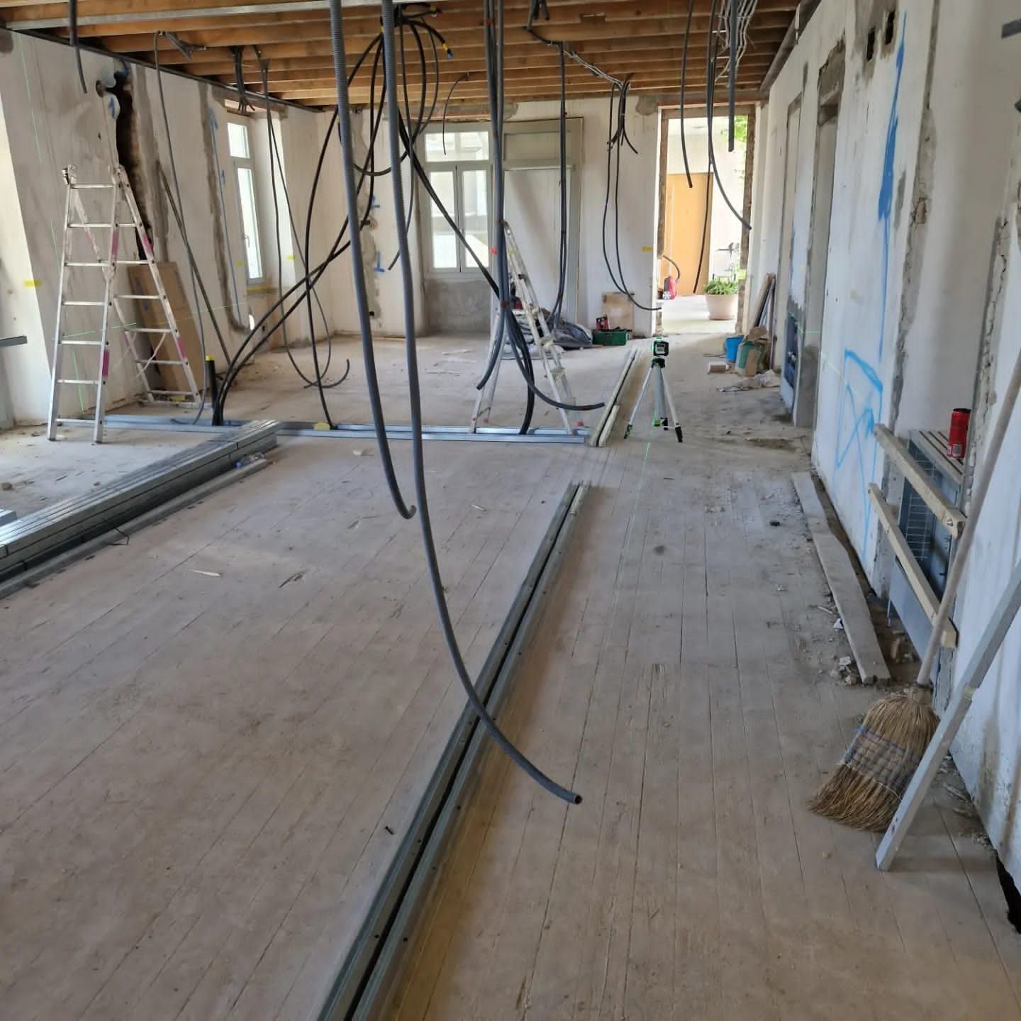 costruzione tramezzi in cartongesso in una casa - Gomes Gessatura Sagl