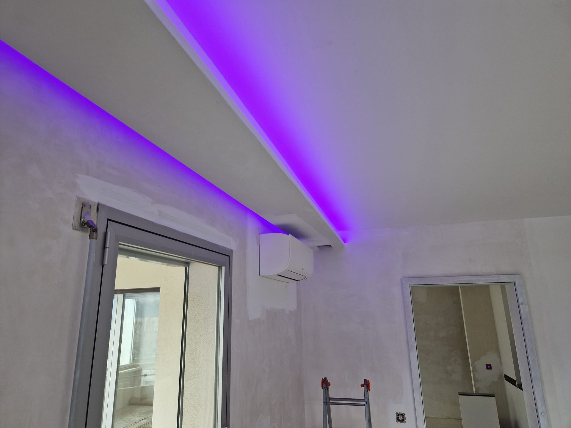 controsoffittatura e luci a LED - Gomes Gessatura Sagl