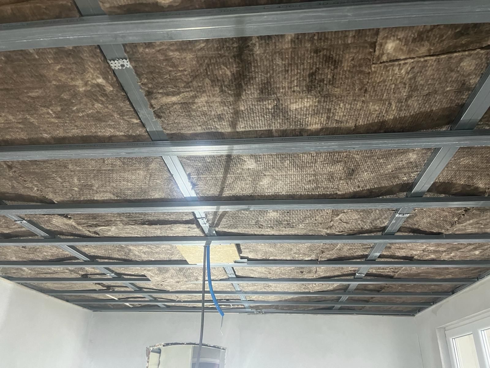 struttura isolante su soffitto - Gomes Gessatura Sagl