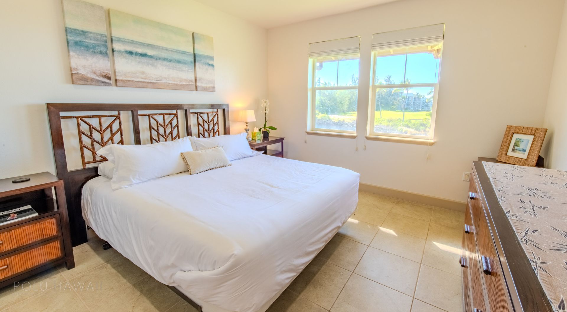 Hali’i Kai 8D main bedroom.
