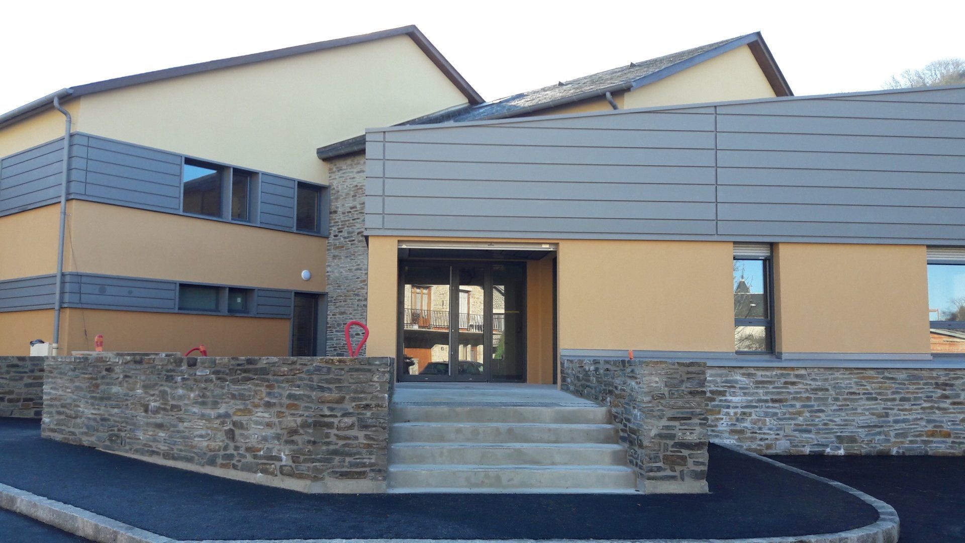 Bâtiment commercial